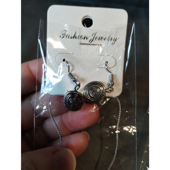 Set of 2 Fashion Jewelry Stones Beads Chains Gold Silver Tone Necklaces Earrings - Picture 5 of 5